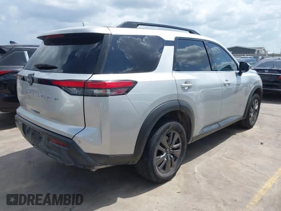 ✅ 2022 Nissan Pathfinder SV • VIN: 5N1DR3BA3NC224394 • Lot: 42548586. Listed on IAAI with 67,121 mi. Free auction sales archive from the USA and detailed vehicle history report at DreamBid. Image 4.