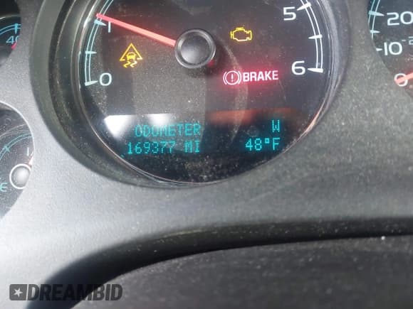 ✅ 2009 Chevrolet Suburban Commercial • VIN: 1GNFK163X9R226297 • Lot: 43697474. Listed on IAAI with 169,377 mi. Free auction sales archive from the USA and detailed vehicle history report at DreamBid. Image 15.