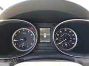 ✅ 2018 Hyundai Santa Fe 2.4L • VIN: 5XYZUDLB6JG537094 • Лот: 61305383. Опубликован ранее на Copart с пробегом 74 105 миль. Бесплатный доступ к архиву аукционных продаж из США и подробный отчёт об истории автомобиля на DreamBid. Изображение 9.