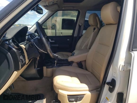 ✅ 2005 Land Rover LR3 SE • VIN: SALAA25445A305519 • Лот: 67533344. Опубликован ранее на Copart с пробегом Не указан. Бесплатный доступ к архиву аукционных продаж из США и подробный отчёт об истории автомобиля на DreamBid. Изображение 7.