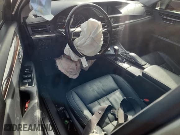 ✅ 2016 Lexus ES 330 • VIN: JTHBK1GG5G2234062 • Lot: 92478235. Listed on Copart with 134,565 mi. Free auction sales archive from the USA and detailed vehicle history report at DreamBid. Image 8.