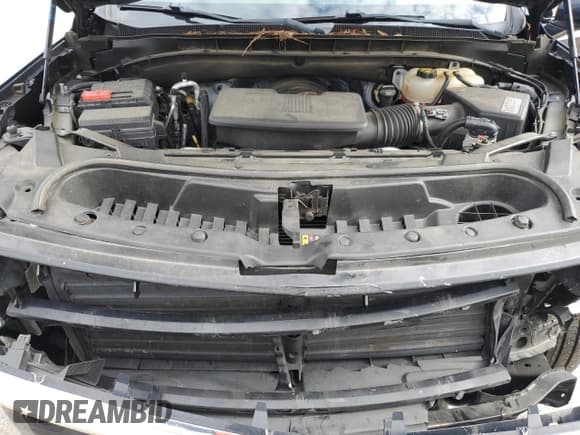 ✅ 2021 Chevrolet Suburban LT • VIN: 1GNSCCKD9MR164213 • Lot: 71739124. Wystawiony na Copart z przebiegiem 79 020 mil. Bezpłatny archiwum sprzedaży aukcyjnych z USA i szczegółowy raport historii pojazdu na DreamBid. Zdjęcie 12.