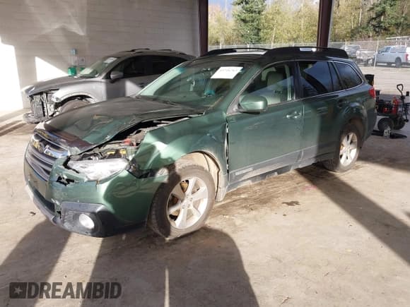 ✅ 2013 Subaru Outback Limited • VIN: 4S4BRBKC4D3274075 • Lot: 43726763. Listed on IAAI with 123,135 mi. Free auction sales archive from the USA and detailed vehicle history report at DreamBid. Image 17.