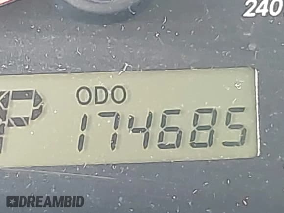 ✅ 2013 Toyota Corolla LE • VIN: 2T1BU4EE5DC999428 • Лот: 43371101. Опубликован ранее на IAAI с пробегом 174 685 миль. Бесплатный доступ к архиву аукционных продаж из США и подробный отчёт об истории автомобиля на DreamBid. Изображение 15.