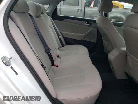 ✅ 2016 Hyundai Sonata SE • VIN: 5NPE24AF3GH313440 • Лот: 50878123. Опубликован ранее на Copart с пробегом 25 835 миль. Бесплатный доступ к архиву аукционных продаж из США и подробный отчёт об истории автомобиля на DreamBid. Изображение 10.