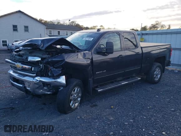 ✅ 2015 Chevrolet Silverado 2500HD LT • VIN: 1GC2KVE8XFZ140298 • Лот: 75211854. Опубликован ранее на Copart с пробегом 91 520 миль. Бесплатный доступ к архиву аукционных продаж из США и подробный отчёт об истории автомобиля на DreamBid. Изображение 1.