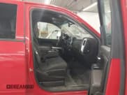 ✅ 2015 Chevrolet Silverado 2500HD LT • VIN: 1GC2KVEG0FZ527739 • Lot: 42731082. Wystawiony na IAAI z przebiegiem 301 898 mil. Bezpłatny archiwum sprzedaży aukcyjnych z USA i szczegółowy raport historii pojazdu na DreamBid. Zdjęcie 5.