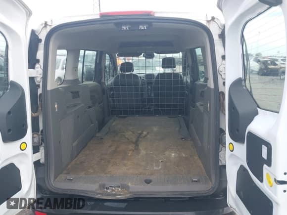 ✅ 2019 Ford Transit Connect XL • VIN: NM0GS9E20K1407608 • Lot: 42177594. Wystawiony na IAAI z przebiegiem 55 951 mil. Bezpłatny archiwum sprzedaży aukcyjnych z USA i szczegółowy raport historii pojazdu na DreamBid. Zdjęcie 18.