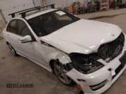 ✅ 2013 Mercedes-Benz C 300 Sport • VIN: WDDGF8AB5DR243841 • Лот: 43684826. Опубликован ранее на IAAI с пробегом 148 442 миль. Бесплатный доступ к архиву аукционных продаж из США и подробный отчёт об истории автомобиля на DreamBid. Изображение 1.