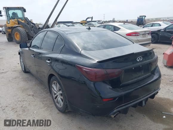 ✅ 2015 Infiniti Q50 Premium • VIN: JN1BV7AP3FM347065 • Lot: 41926070. Listed on IAAI with 110,487 mi. Free auction sales archive from the USA and detailed vehicle history report at DreamBid. Image 3.