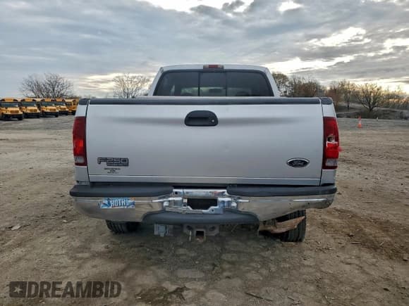 ✅ 2000 Ford F-250 XL • VIN: 1FTNW21FXYED22310 • Lot: 93288165. Listed on Copart with 191,630 mi. Free auction sales archive from the USA and detailed vehicle history report at DreamBid. Image 6.