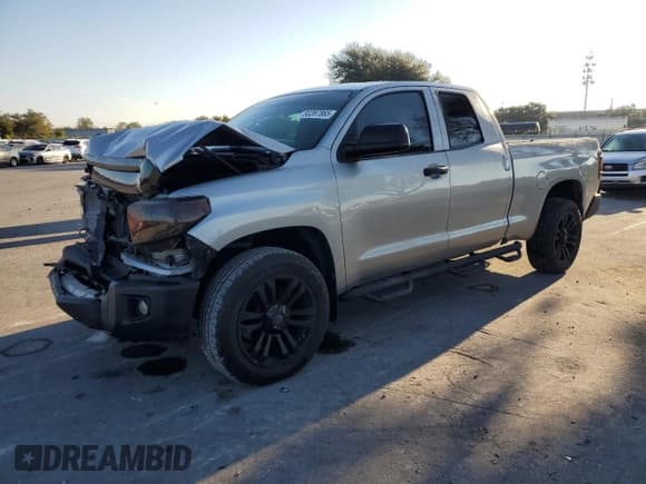 ✅ 2015 Toyota Tundra SR • VIN: 5TFRM5F13FX094321 • Lot: 93397865. Listed on Copart with 156,929 mi. Free auction sales archive from the USA and detailed vehicle history report at DreamBid. Image 1.