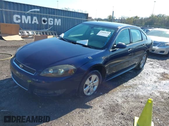 ✅ 2011 Chevrolet Impala LT Fleet • VIN: 2G1WG5EK1B1192834 • Лот: 43685639. Опубликован ранее на IAAI с пробегом 197 379 миль. Бесплатный доступ к архиву аукционных продаж из США и подробный отчёт об истории автомобиля на DreamBid. Изображение 2.