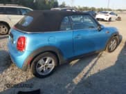 ✅ 2019 MINI Convertible Cooper • VIN: WMWWG5C51K3F79981 • Lot: 92760875. Wystawiony na Copart z przebiegiem 128 420 mil. Bezpłatny archiwum sprzedaży aukcyjnych z USA i szczegółowy raport historii pojazdu na DreamBid. Zdjęcie 3.