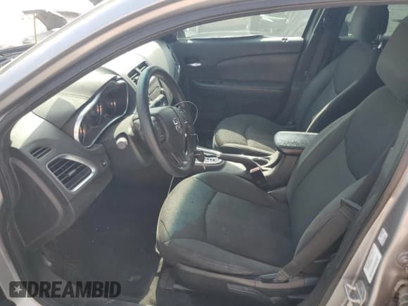 ✅ 2013 Dodge Avenger SE • VIN: 1C3CDZAB1DN643699 • Лот: 67749224. Опубликован ранее на Copart с пробегом 124 143 миль. Бесплатный доступ к архиву аукционных продаж из США и подробный отчёт об истории автомобиля на DreamBid. Изображение 7.