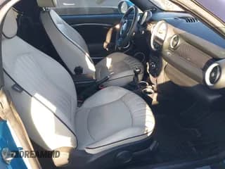 ✅ 2013 MINI Roadster S • VIN: WMWSY3C58DT565849 • Lot: 41644818. Listed on IAAI with 131,196 mi. Free auction sales archive from the USA and detailed vehicle history report at DreamBid. Image 5.