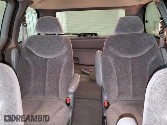 ✅ 1998 Dodge Caravan • VIN: 1B4GP55G2WB701744 • Lot: 85917535. Listed on Copart with Not provided. Free auction sales archive from the USA and detailed vehicle history report at DreamBid. Image 10.