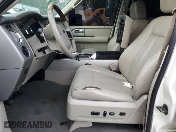 ✅ 2008 Ford Expedition Max Limited • VIN: 1FMFK20528LA15391 • Lot: 93777445. Listed on Copart with 210,646 mi. Free auction sales archive from the USA and detailed vehicle history report at DreamBid. Image 7.