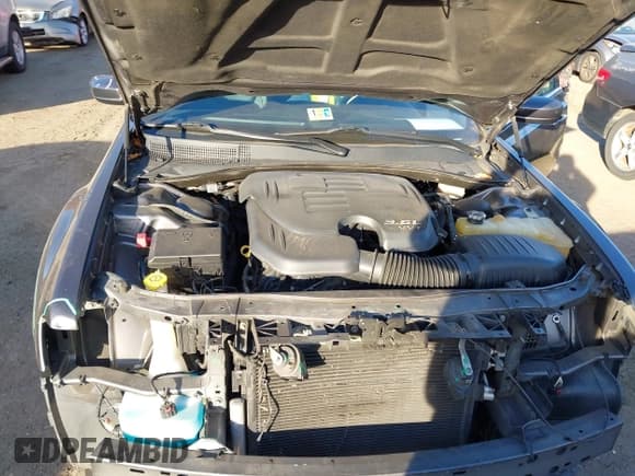 ✅ 2014 Chrysler 300 Uptown Edition • VIN: 2C3CCAAG7EH301572 • Лот: 43624336. Опубликован ранее на IAAI с пробегом 152 886 миль. Бесплатный доступ к архиву аукционных продаж из США и подробный отчёт об истории автомобиля на DreamBid. Изображение 10.