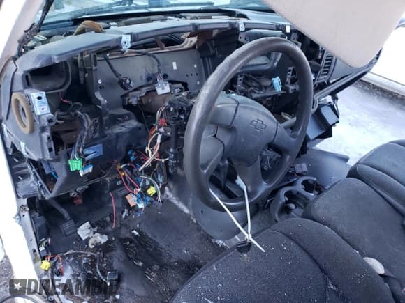 ✅ 2005 Chevrolet Silverado 1500 Z71 • VIN: 1GCEK14T25Z329067 • Lot: 38939514. Listed on Copart with Not provided. Free auction sales archive from the USA and detailed vehicle history report at DreamBid. Image 8.