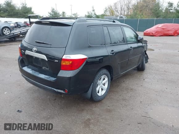 ✅ 2009 Toyota Highlander • VIN: JTEDS41A392075072 • Lot: 43630054. Listed on IAAI with Not provided. Free auction sales archive from the USA and detailed vehicle history report at DreamBid. Image 4.