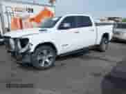 2022 Ram 1500 Laramie z VIN 1C6RREJTXNN357898, wystawiony jako IAAI lot #41966113 z przebiegiem 57 947 mil mil oraz . Historia ofert i sprzedaży dostępna na DreamBid. Obrazek 2.