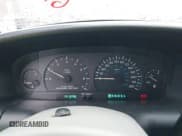 ✅ 1997 Plymouth Grand Voyager • VIN: 2P4GP44R5VR377345 • Lot: 41435749. Wystawiony na IAAI z przebiegiem 191 298 mil. Bezpłatny archiwum sprzedaży aukcyjnych z USA i szczegółowy raport historii pojazdu na DreamBid. Zdjęcie 7.