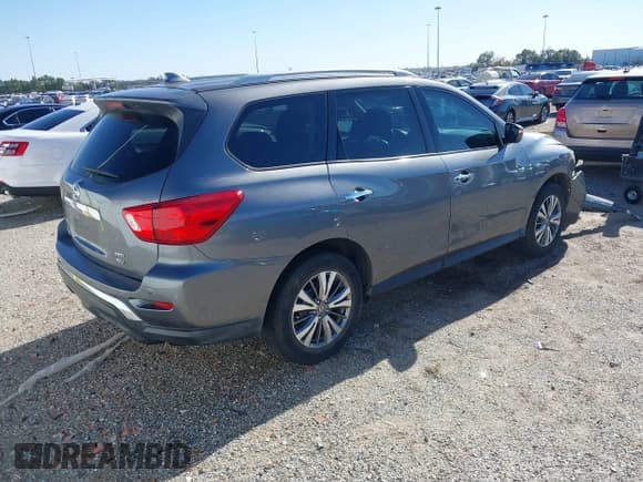 ✅ 2019 Nissan Pathfinder SV • VIN: 5N1DR2MM1KC643549 • Lot: 41223662. Listed on IAAI with 89,113 mi. Free auction sales archive from the USA and detailed vehicle history report at DreamBid. Image 4.