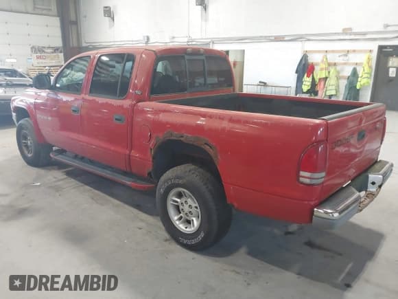 ✅ 2000 Dodge Dakota Sport • VIN: 1B7GG2AN7YS721013 • Lot: 42762045. Wystawiony na IAAI z przebiegiem 168 754 mil. Bezpłatny archiwum sprzedaży aukcyjnych z USA i szczegółowy raport historii pojazdu na DreamBid. Zdjęcie 3.
