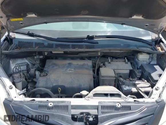 ✅ 2013 Toyota Sienna L • VIN: 5TDZK3DCXDS403672 • Lot: 42843593. Listed on IAAI with 178,046 mi. Free auction sales archive from the USA and detailed vehicle history report at DreamBid. Image 10.