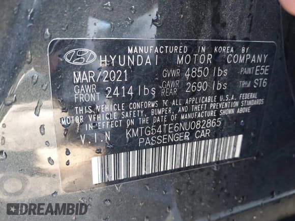 ✅ 2022 Genesis G70 3.3T • VIN: KMTG54TE6NU082865 • Lot: 42816818. Listed on IAAI with 26,352 mi. Free auction sales archive from the USA and detailed vehicle history report at DreamBid. Image 9.