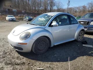 ✅ 2007 Volkswagen Beetle • VIN: 3VWPW31CX7M504700 • Lot: 44360305. Listed on Copart with 141,122 mi. Free auction sales archive from the USA and detailed vehicle history report at DreamBid. Image 1.
