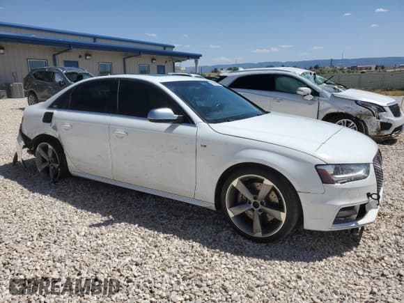✅ 2013 Audi S4 Premium Plus • VIN: WAUDGAFL0DA186060 • Лот: 63859514. Опубликован ранее на Copart с пробегом 158 369 миль. Бесплатный доступ к архиву аукционных продаж из США и подробный отчёт об истории автомобиля на DreamBid. Изображение 4.