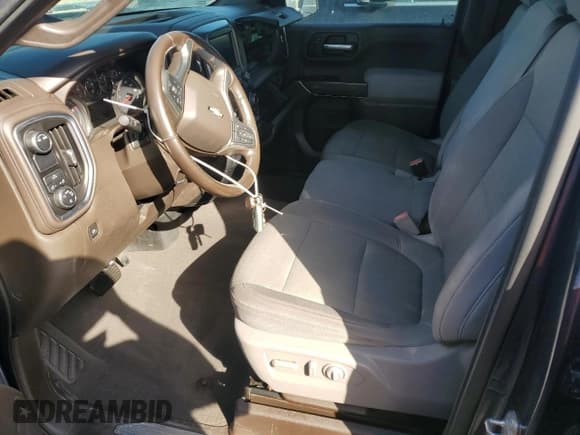 ✅ 2020 Chevrolet Silverado 1500 LT • VIN: 1GCPWCED5LZ113341 • Lot: 76244204. Wystawiony na Copart z przebiegiem Nie podano. Bezpłatny archiwum sprzedaży aukcyjnych z USA i szczegółowy raport historii pojazdu na DreamBid. Zdjęcie 7.