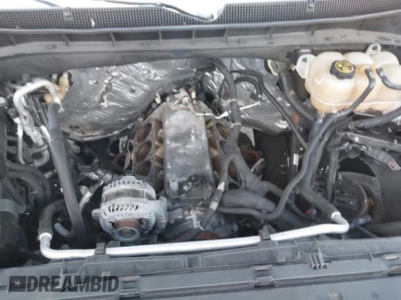 ✅ 2022 Chevrolet Suburban LT • VIN: 1GNSKCKD6NR220063 • Lot: 42255869. Listed on IAAI with 89,789 mi. Free auction sales archive from the USA and detailed vehicle history report at DreamBid. Image 6.