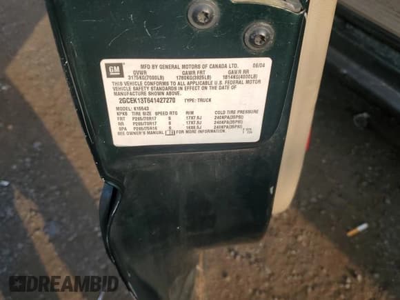 ✅ 2004 Chevrolet Silverado 1500 LS • VIN: 2GCEK13T641427270 • Lot: 66734575. Wystawiony na Copart z przebiegiem Nie podano. Bezpłatny archiwum sprzedaży aukcyjnych z USA i szczegółowy raport historii pojazdu na DreamBid. Zdjęcie 12.