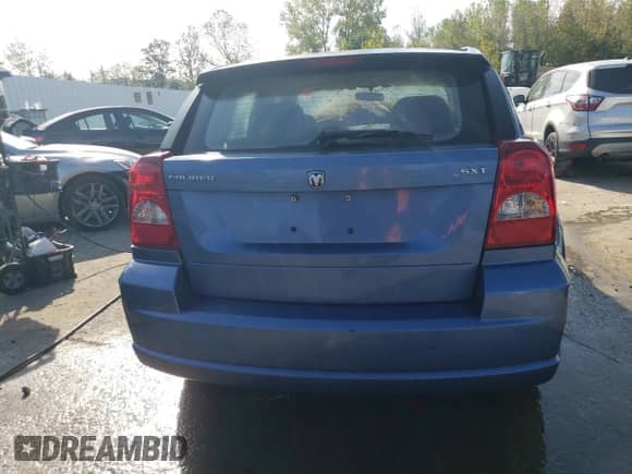 2007 Dodge Caliber SXT z VIN 1B3HB48B57D579307, wystawiony jako Copart lot #71852414 z przebiegiem Nie podano mil oraz Nie do naprawy • Non repairable. Historia ofert i sprzedaży dostępna na DreamBid. Obrazek 6.
