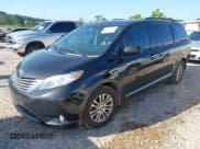 ✅ 2013 Toyota Sienna XLE AAS • VIN: 5TDYK3DC4DS390171 • Лот: 42766749. Опубликован ранее на IAAI с пробегом 111 645 миль. Бесплатный доступ к архиву аукционных продаж из США и подробный отчёт об истории автомобиля на DreamBid. Изображение 2.
