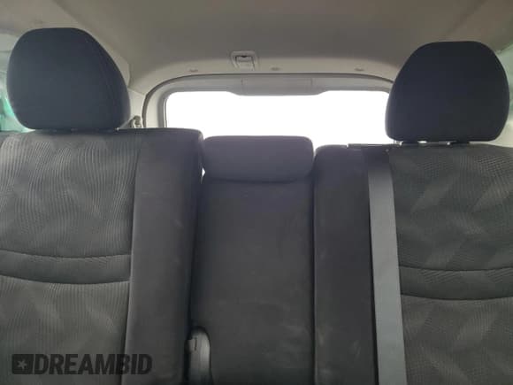 ✅ 2015 Nissan Rogue SV • VIN: 5N1AT2ML4FC803117 • Лот: 84299475. Опубликован ранее на Copart с пробегом 197 802 миль. Бесплатный доступ к архиву аукционных продаж из США и подробный отчёт об истории автомобиля на DreamBid. Изображение 10.