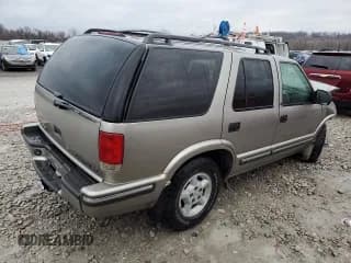 ✅ 2000 Chevrolet Blazer LT • VIN: 1GNDT13W5Y2311378 • Lot: 87050474. Wystawiony na Copart z przebiegiem Nie podano. Bezpłatny archiwum sprzedaży aukcyjnych z USA i szczegółowy raport historii pojazdu na DreamBid. Zdjęcie 3.