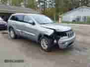 2020 Jeep Grand Cherokee Laredo E z VIN 1C4RJFAG7LC159295, wystawiony jako IAAI lot #43516949 z przebiegiem 80 838 mil mil oraz . Historia ofert i sprzedaży dostępna na DreamBid. Obrazek 1.
