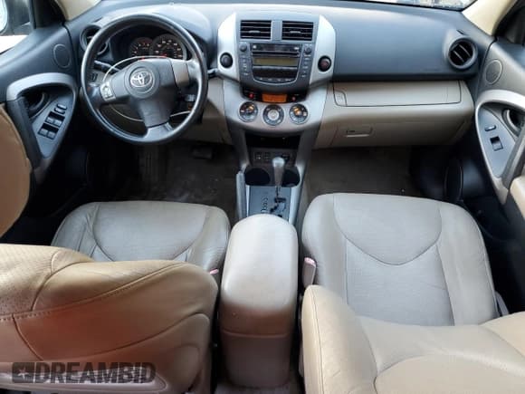 ✅ 2006 Toyota RAV4 Limited • VIN: JTMZK31V266002576 • Lot: 77242654. Listed on Copart with 271,713 mi. Free auction sales archive from the USA and detailed vehicle history report at DreamBid. Image 8.