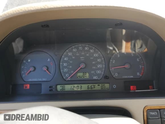 ✅ 1998 Volvo S70 T5 • VIN: YV1LS5372W2476397 • Lot: 52776114. Wystawiony na Copart z przebiegiem 262 041 mil. Bezpłatny archiwum sprzedaży aukcyjnych z USA i szczegółowy raport historii pojazdu na DreamBid. Zdjęcie 9.