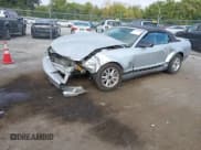 ✅ 2009 Ford Mustang • VIN: 1ZVHT84N095114611 • Lot: 43427616. Listed on IAAI with 81,282 mi. Free auction sales archive from the USA and detailed vehicle history report at DreamBid. Image 17.