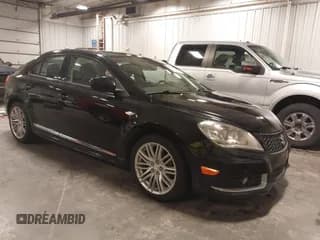 ✅ 2011 Suzuki Kizashi SLS Sport • VIN: JS2RF9A86B6110930 • Лот: 40623503. Опубликован ранее на IAAI с пробегом 187 414 миль. Бесплатный доступ к архиву аукционных продаж из США и подробный отчёт об истории автомобиля на DreamBid. Изображение 1.