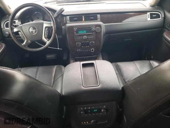 ✅ 2007 GMC Yukon XL • VIN: 1GKFK66887J257419 • Lot: 92952535. Wystawiony na Copart z przebiegiem 236 618 mil. Bezpłatny archiwum sprzedaży aukcyjnych z USA i szczegółowy raport historii pojazdu na DreamBid. Zdjęcie 8.