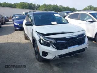 ✅ 2025 Kia Seltos S • VIN: KNDEU2AA5S7710633 • Lot: 43034031. Listed on IAAI with 8,443 mi. Free auction sales archive from the USA and detailed vehicle history report at DreamBid. Image 1.