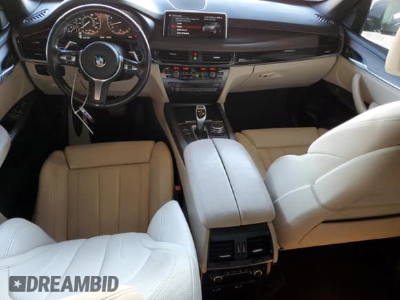 ✅ 2018 BMW X5 sDrive35i • VIN: 5UXKR2C57J0Z14683 • Lot: 89893955. Listed on Copart with 83,020 mi. Free auction sales archive from the USA and detailed vehicle history report at DreamBid. Image 8.