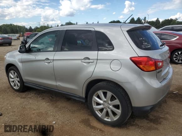 ✅ 2014 Mitsubishi Outlander ES • VIN: 4A4AP3AU0EE024689 • Lot: 70318265. Listed on Copart with 106,856 mi. Free auction sales archive from the USA and detailed vehicle history report at DreamBid. Image 2.