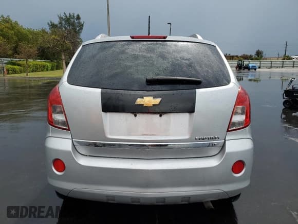 ✅ 2014 Chevrolet Captiva Sport LT • VIN: 3GNAL3EK6ES593359 • Lot: 51849665. Wystawiony na Copart z przebiegiem 154 808 mil. Bezpłatny archiwum sprzedaży aukcyjnych z USA i szczegółowy raport historii pojazdu na DreamBid. Zdjęcie 6.